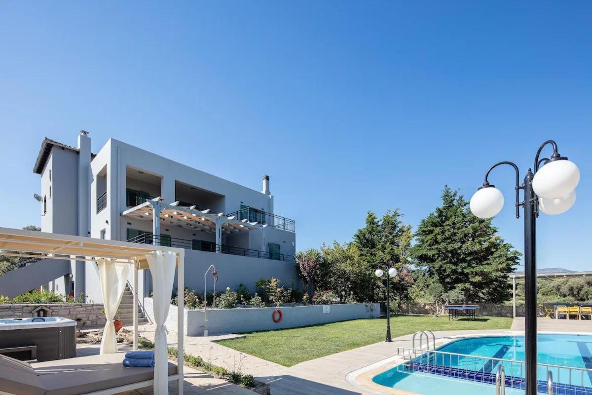 Villa Kyveli Λούτρα Εξωτερικό φωτογραφία